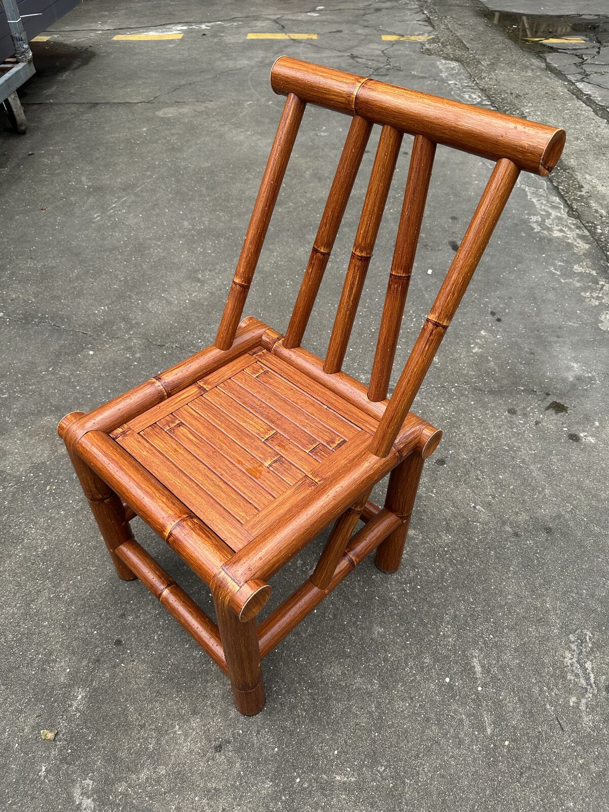 B01-ANTIQUE-BROWN-CHAIR-1 B01 Antique Brown Chair