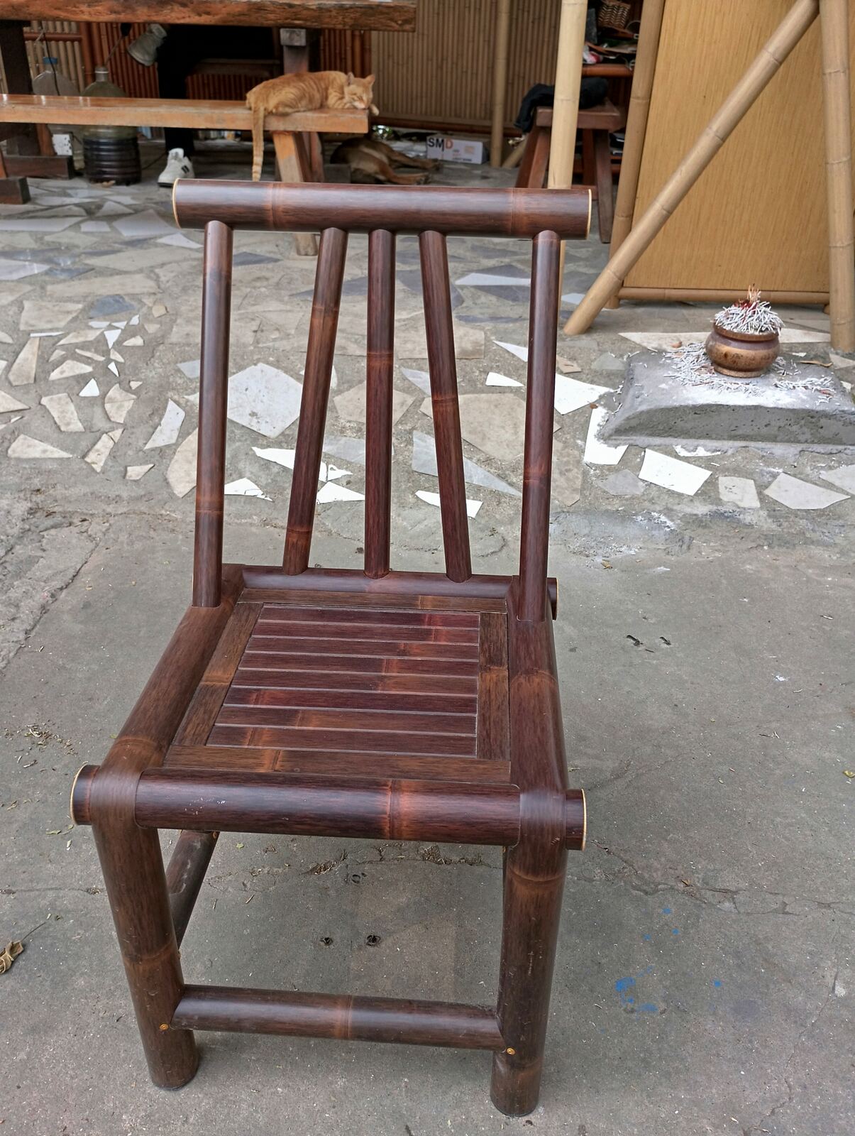 B01-SMOKED-CHARCOAL-CHAIR-1 B01 Smoked Charcoal Chair