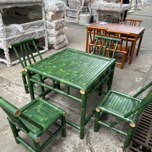 B04 Green Bamboo Square table