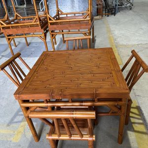 B06-SQUARE-TABLE-5 B06 Square table